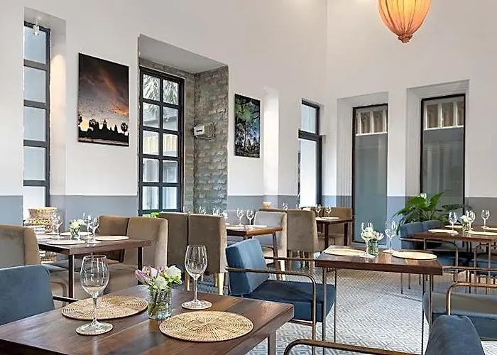 Reservoir Hotel